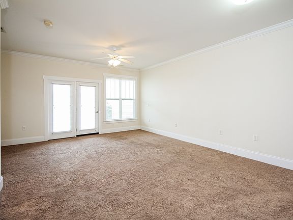 5th image of 43 Highland Forest Cir Unit 9