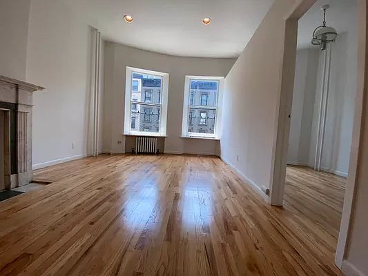 1st image of 41 W 85th St #2A4