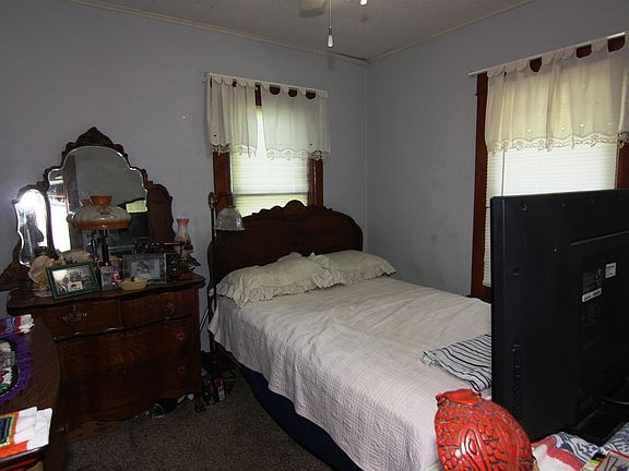 3rd image of 403 N Carolina St