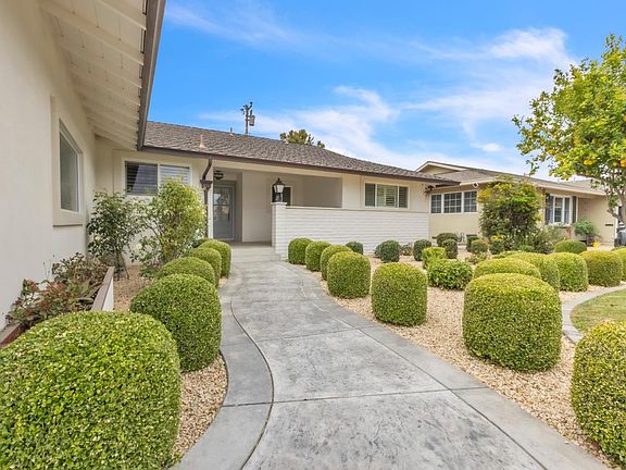 3rd image of 1268 La Mirada Dr