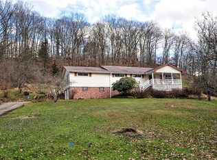 201 Lower Drennen Rd, New Kensington, PA 15068