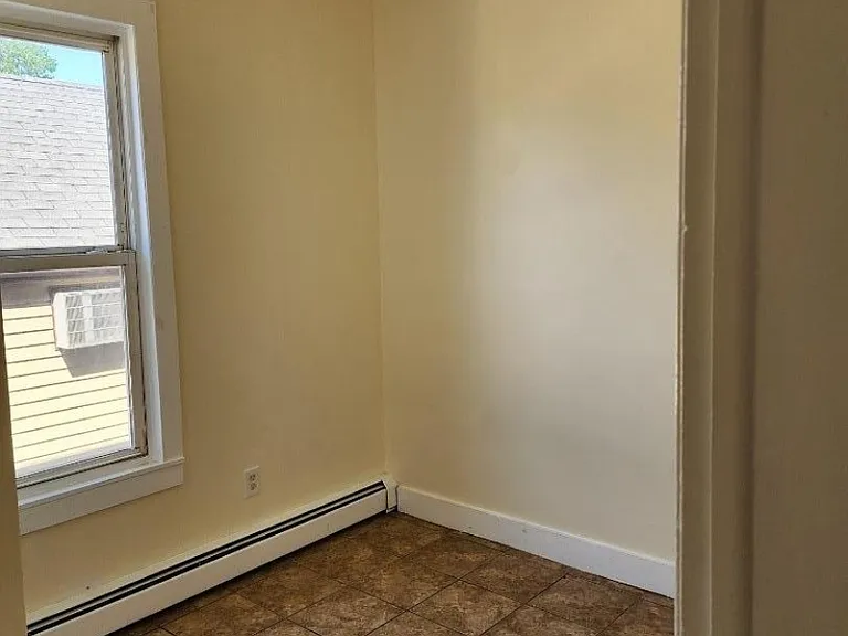 239 Magnolia Ave — Photo 5