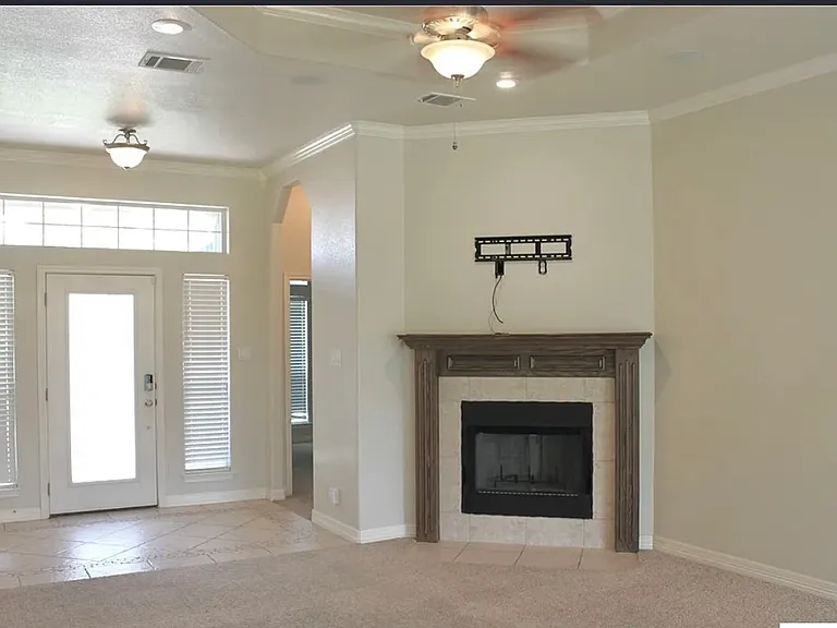 2015 Drawbridge Dr — Photo 9