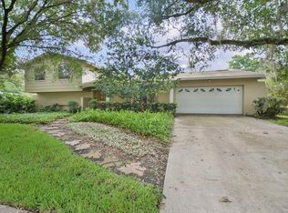 2309 Cherry Ridge Ln, Brandon, FL 33511