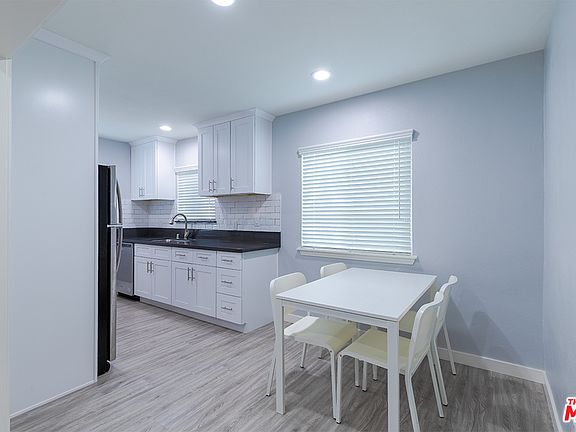 4th image of 633 Indiana Ave #633