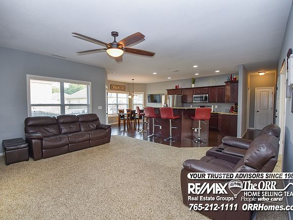 3rd image of 6108 N Wyndham Way