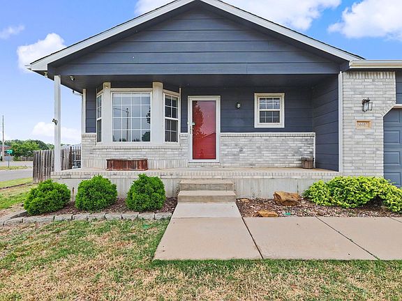 2nd image of 10403 W Rita Ct