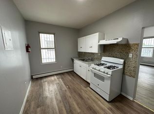 1104 Grove St #1E, Irvington, NJ 07111