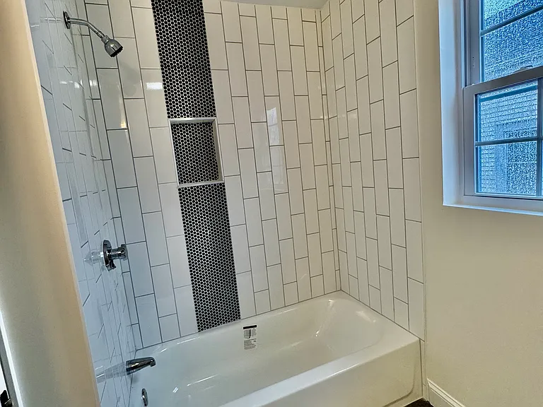 52 Zone St #1 — Photo 10