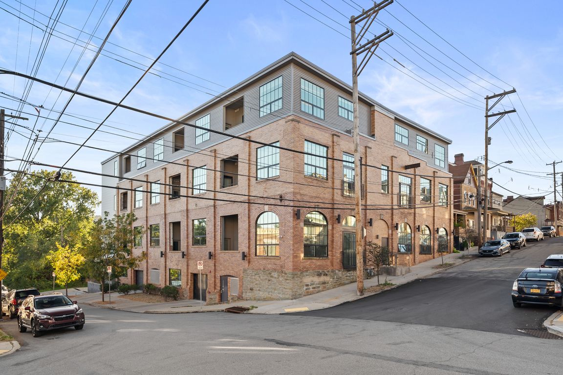 01-Building Exterior