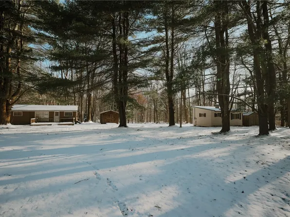 56 Sandstone Ln, Tidioute, PA 16351