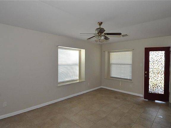 4th image of 1700 Whittard Of Chelsea Ln