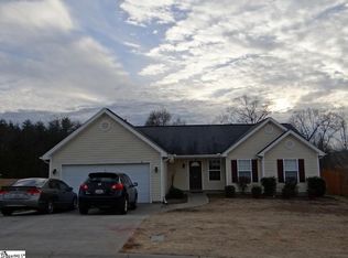 121 Waukegan Way, Taylors, SC 29687