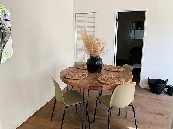 5th image of 2573 Glen Green St #1/2