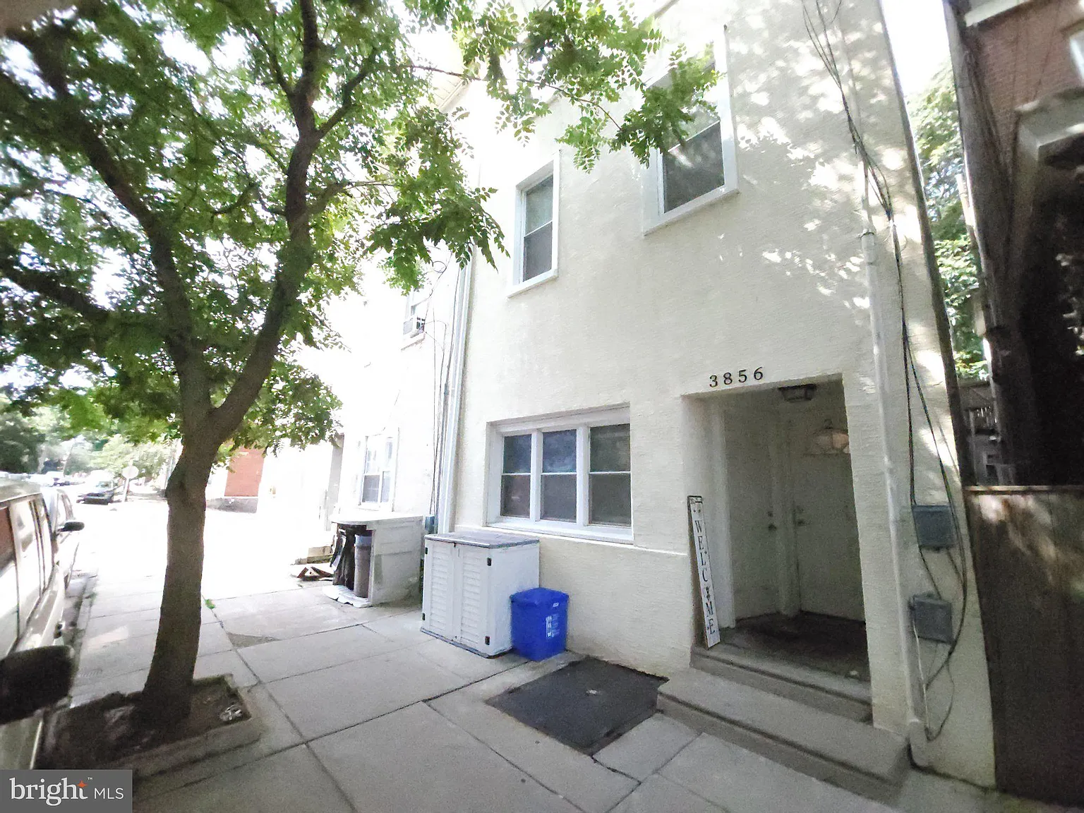 3 bed, 2.0 bath, 1200 sqft, $2,650 — Photo 4
