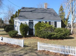 58 Bank St, Harwich Pt, MA 02646