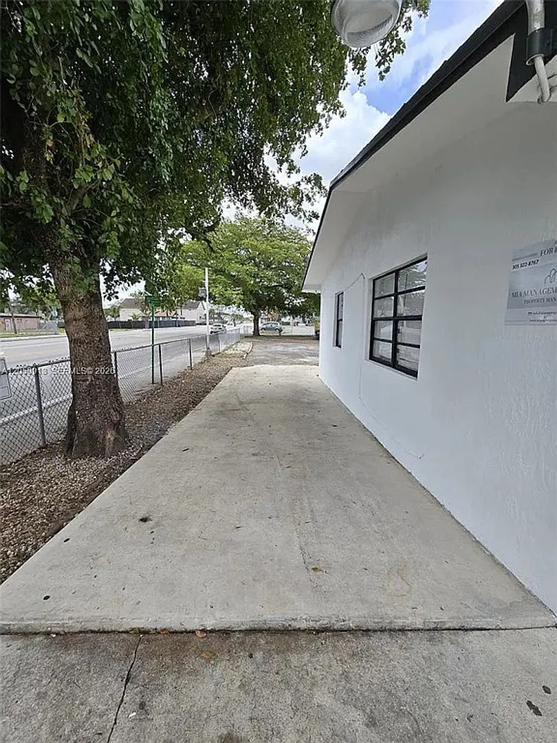 7090 NW 17th Ave — Photo 4