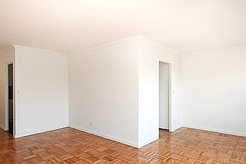 3rd image of 230 E 15th St APT 8B
