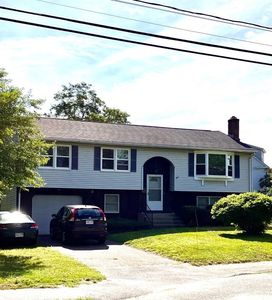 11 Pittroff Ave, South Hadley, MA, 01075