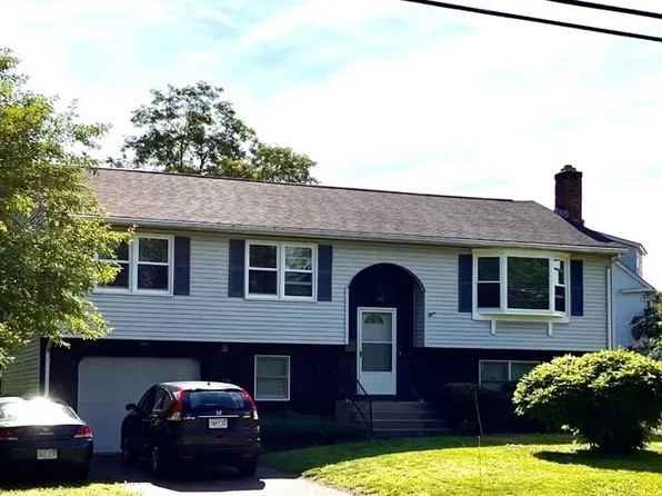 11 Pittroff Ave, South Hadley, MA 01075