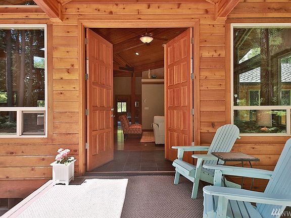 Slate floors welcome you in the entry way of this gorgeous home.