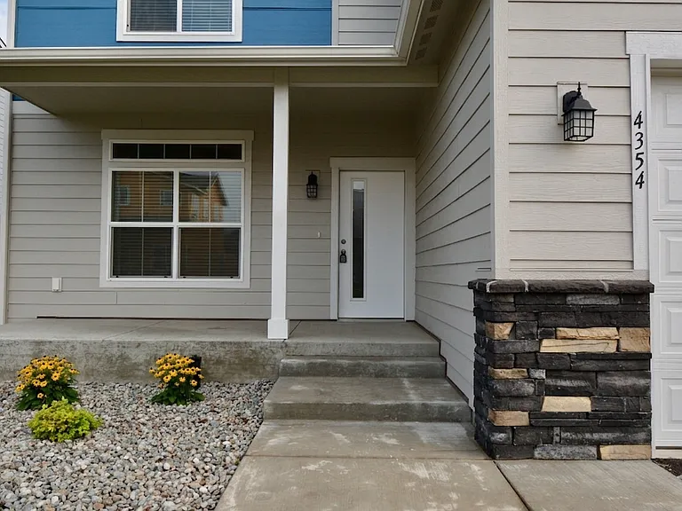 4354 N Donovan Ln — Photo 2
