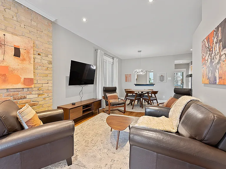 39 Lee Ave #1 — Photo 4