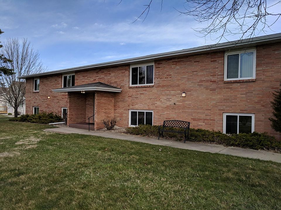 1st image of 3620 Farnham Dr Unit 1