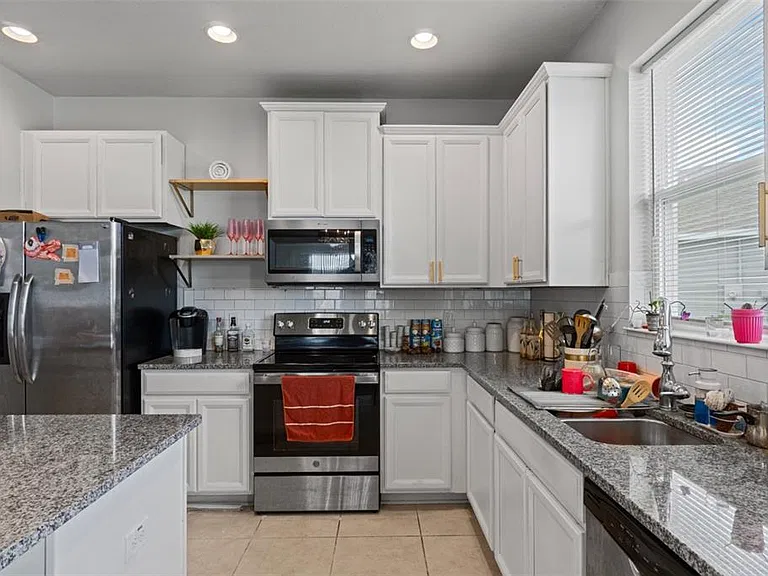 2621 Glenrock Ct — Photo 10