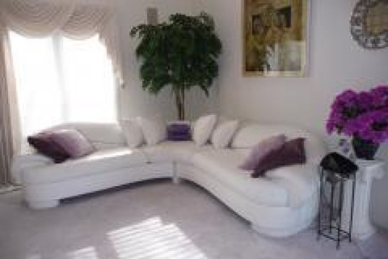 1st image of 162 Clarken Dr