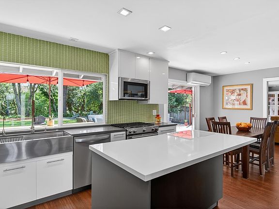 2nd image of 6334 Bridgewood Drive