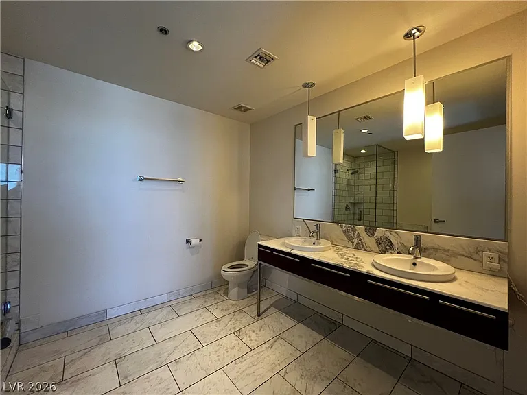 4471 Dean Martin Dr #906 — Photo 8