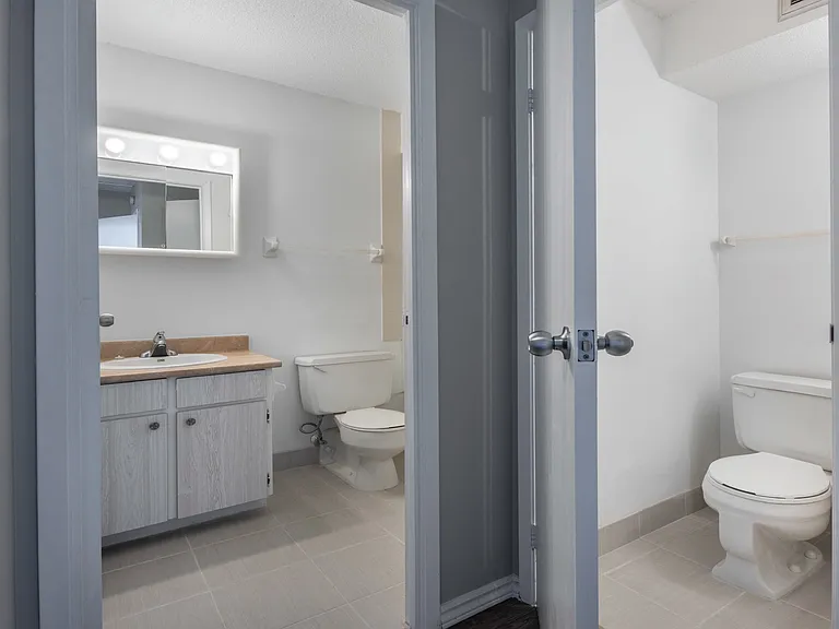 5415 Victoria Rd — Photo 11