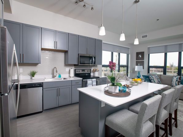 200 Albert Ave #1-818