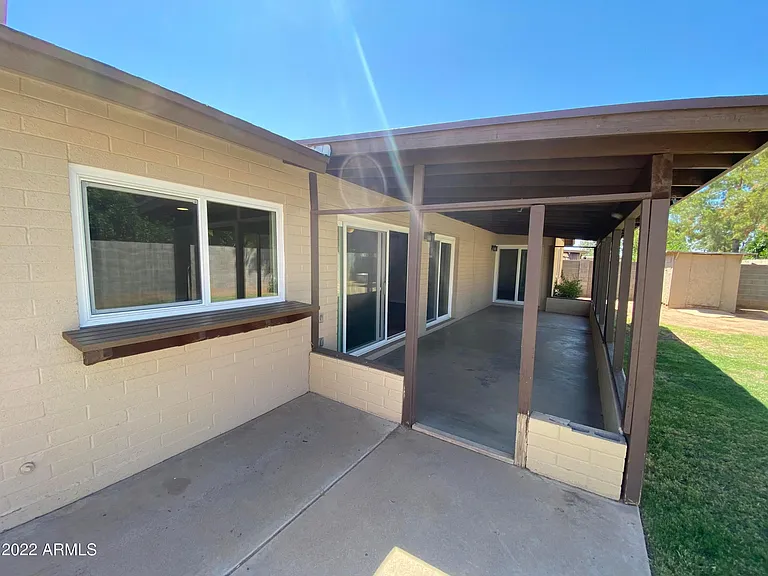 2046 S Emerson — Photo 22