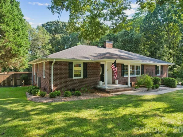 1729 Lumpkin Cir, Rock Hill, SC 29732