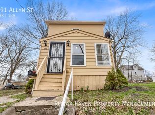 791 Allyn St, Akron, OH 44311