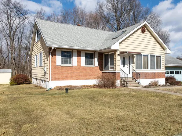 15 Lucas Lane, Beacon, NY 12508