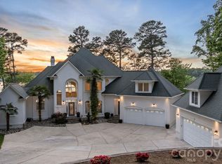 144 Mariner Pointe Ln, Mooresville, NC 28117