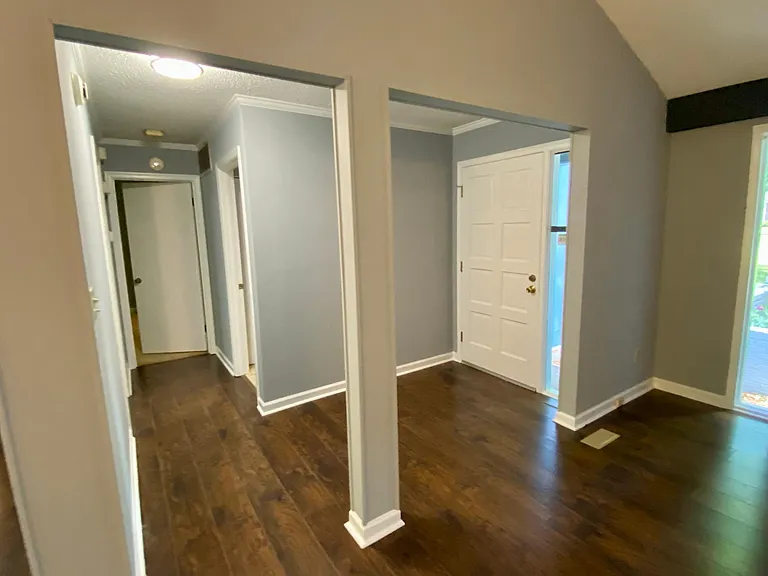 3827 Cavalier Dr — Photo 6