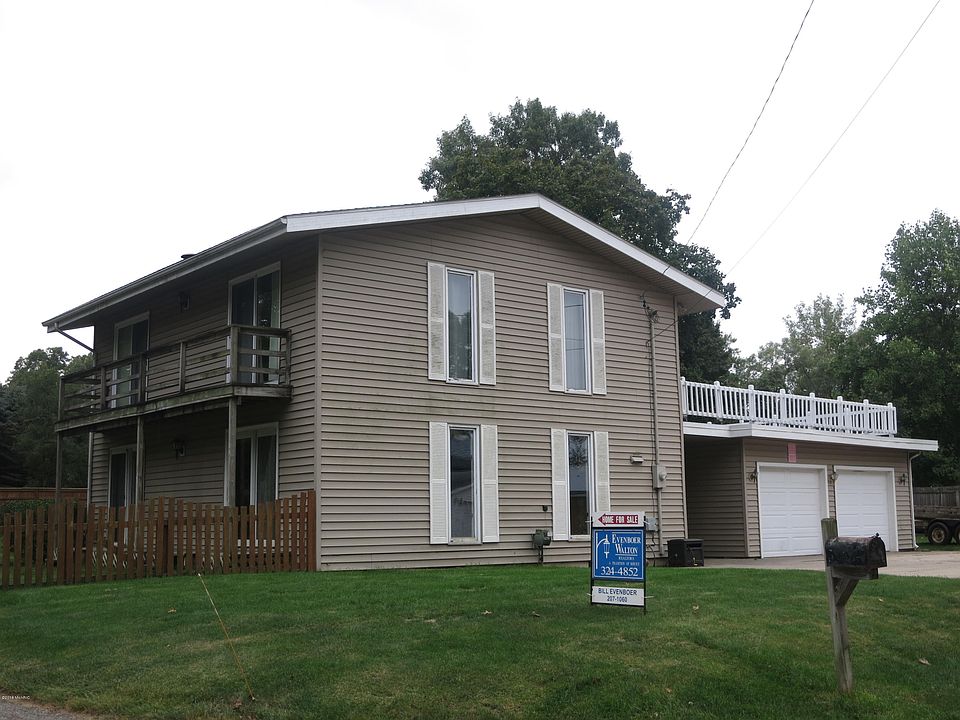 1st image of 1210 Lakeview Dr