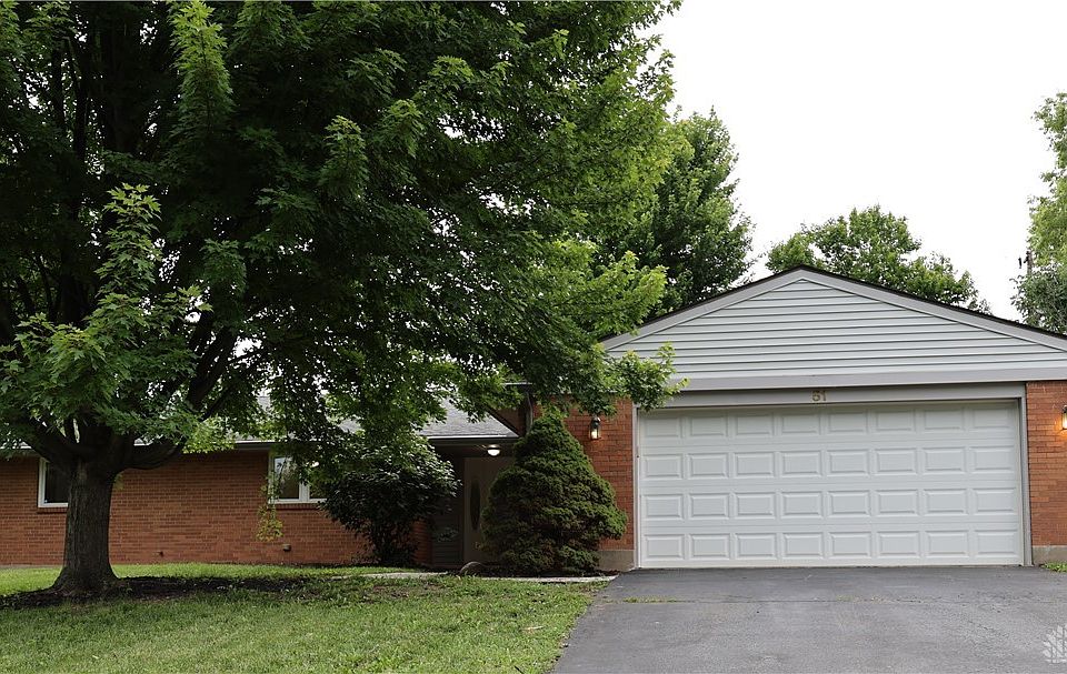 1st image of 51 Lynn Rae Cir
