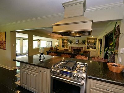 3015 Lazy Pine Ln, La Porte, TX, 77571