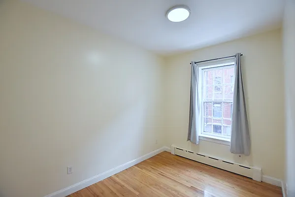 Rented by Bold New York | media 12