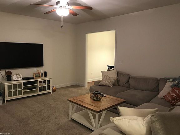 3rd image of 1450 Kensington Way