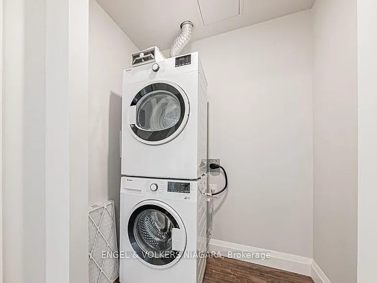 5698 Main St #406 — Photo 11