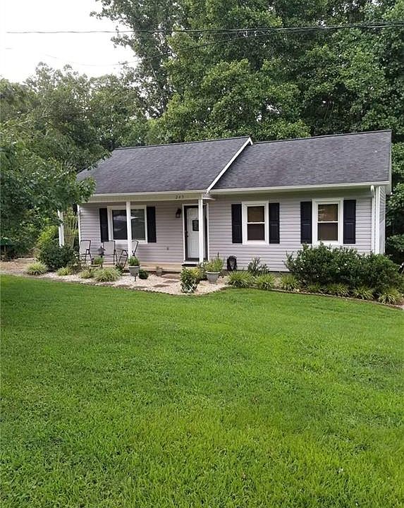 1st image of 243 Tindall St