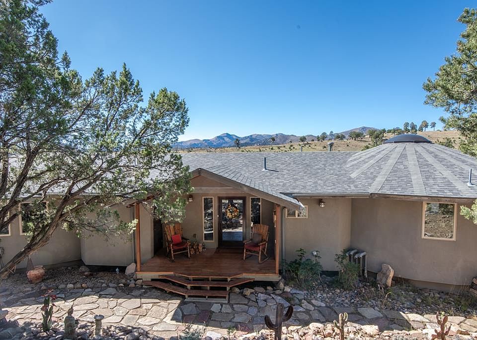 1st image of 136 Placitas Dr