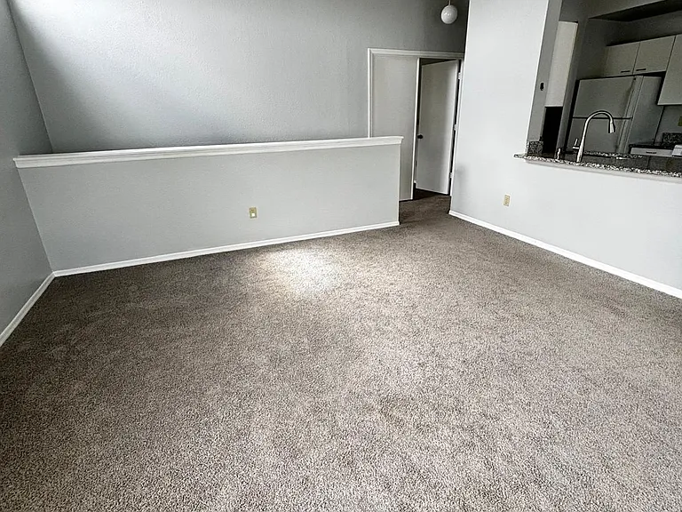 1610 Columbia Arms Cir #231 — Photo 5