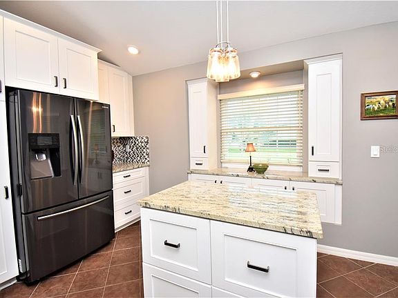 4th image of 34540 Dellwood Way